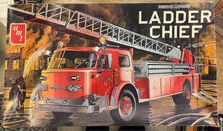 AMT AMERICAN LAFRANCE LADDER CHIEF  1/25 SCALE     EMERGENCY
