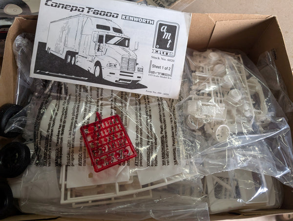 AMT   CANEPA KENWORTH  T600A       PLASTIC MODEL KIT  1/25 SCALE