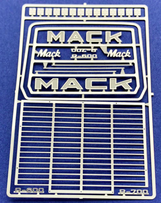 DETAIL MASTER  DM 2562   MACK GRILL AND                                   BODY HOOD