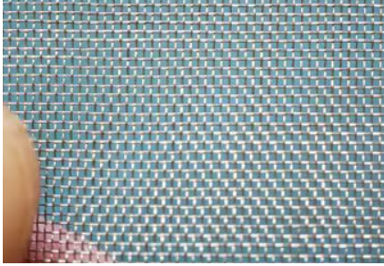 0.5 MM METAL SCREEN MESH    100MM X 100MM    1 Sheet