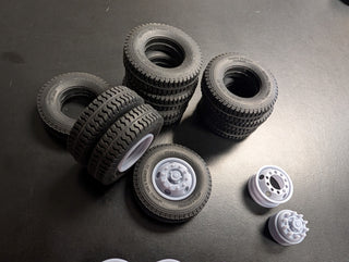 GARAGE SALE  T38/39-5   GENERAL REAL RUBBER TIRES 20" WITH 5 HOLE BUDDS TANDEM SET