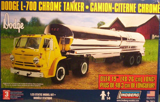 LINDBERG  DODGE L700  W/ Tanker trailer      (CHROME)                   Plastic model kits