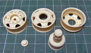 21K   Old Style 6 Hole steel wheel set  1/24 scale   2 Fronts and 4 rears