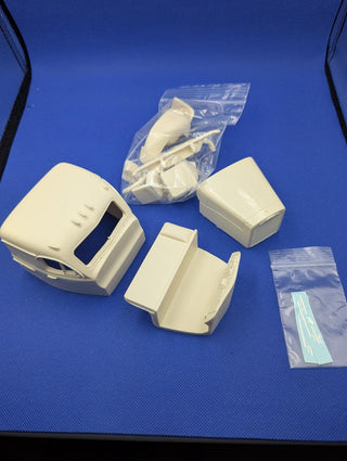 AIM   MACK B75  INTEGRAL SLEEPER RESIN CAB KIT 1/25 SCALE (look!)    RESIN CAB