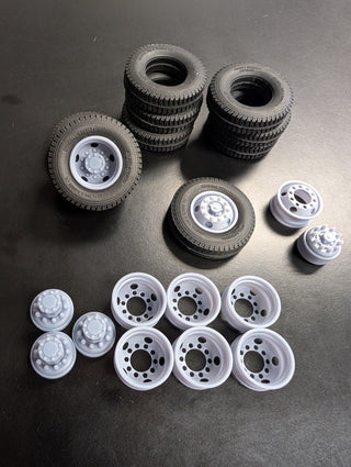 GARAGE SALE  T38/39-5   GENERAL REAL RUBBER TIRES 20" WITH 5 HOLE BUDDS TANDEM SET
