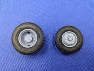 20"    2 Hole Budd Wheel Set     1/25 scale    2 fronts and 8 rears (full tandem set)   Wheels  Tire section