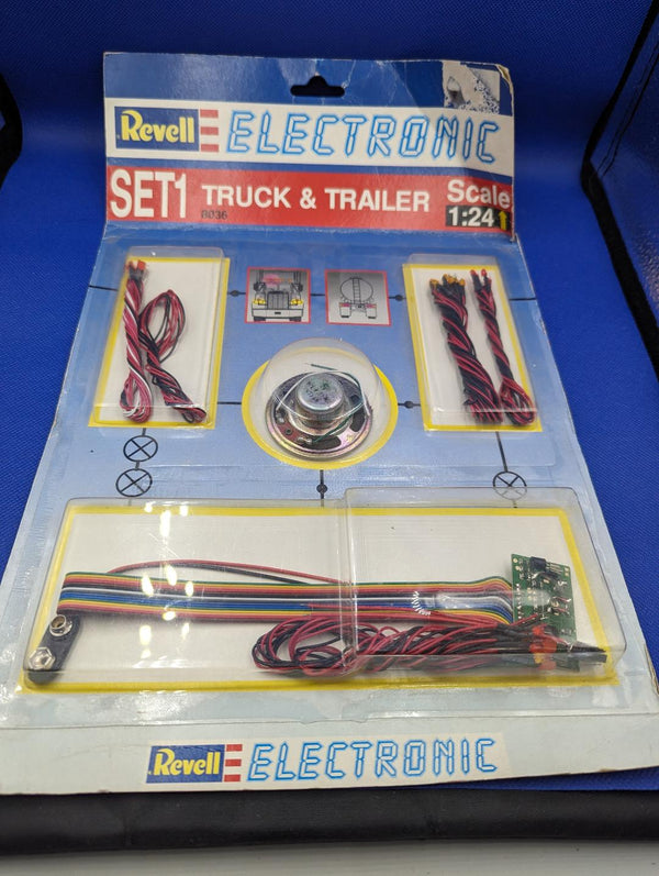 GARAGE SALE        REV ELL ELECTRONIC LIGHT/SOUND KIT  1/24 SCALE      DISCONTINUED ITEMS