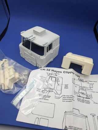 AIM CK-32 HAYES CLIPPER 100 COE Resin Cab Conversion Kit 1/25