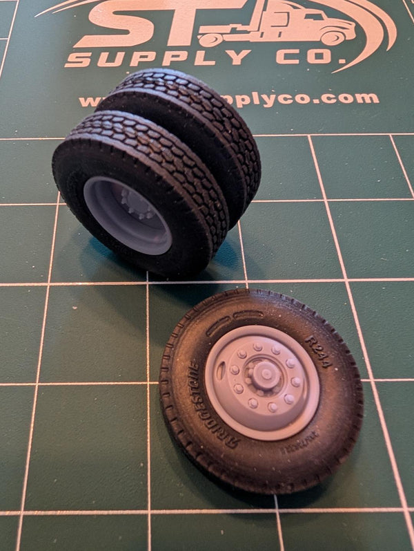 T32 1/25 22.5 Rear Tires Bridgestone M710