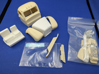 AITM   Mack B61 Cab conversion kit 1/25 Scale                                          Resin Cab hood