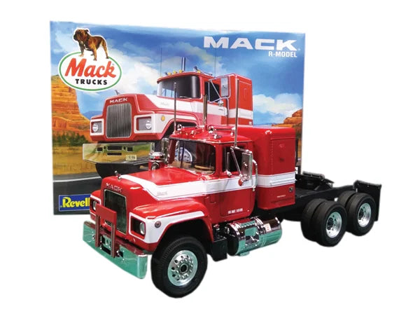 REVELL 11961   MACK R model 1/32 scale                                   Plastic model kit