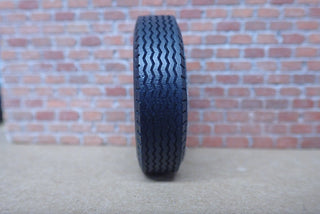 T07 1/25  10.00-20  20" General Tire Steer Tires