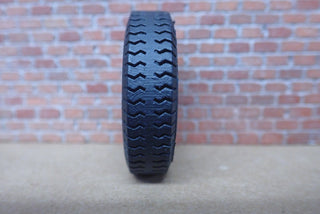 T38 1/25 11.00-20  20" General Tire Drive Tires