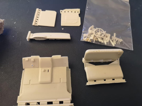 F600 F700  FORD CAB CONVERSION KIT  1/25 SCALE