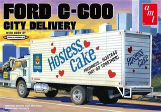 AMT  1/25 Scale  FORD C600  HOSTESS Delivery Van